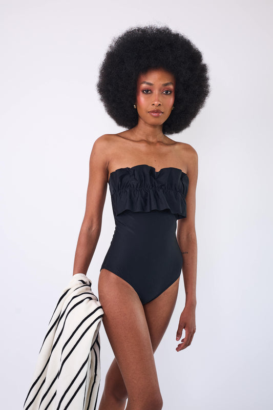 Black Sands strapless-vuelo