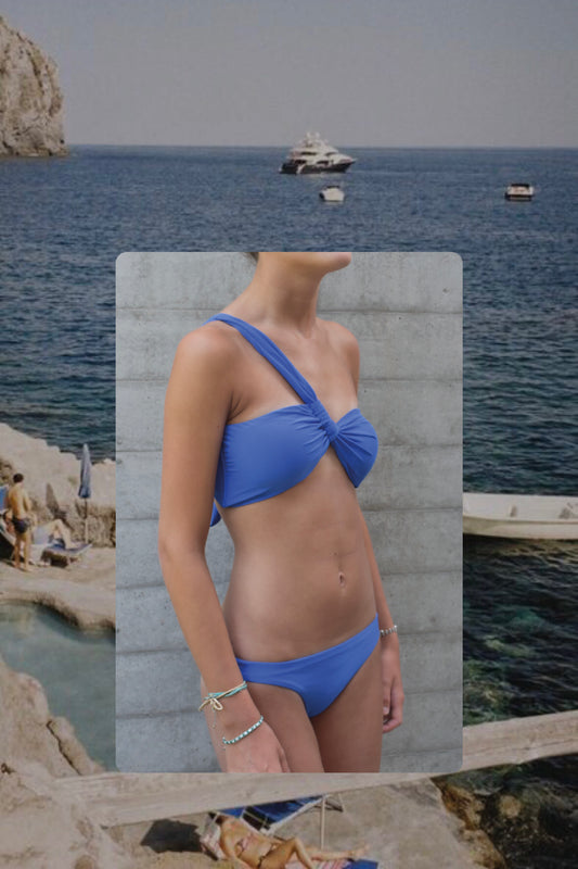Bikini azul