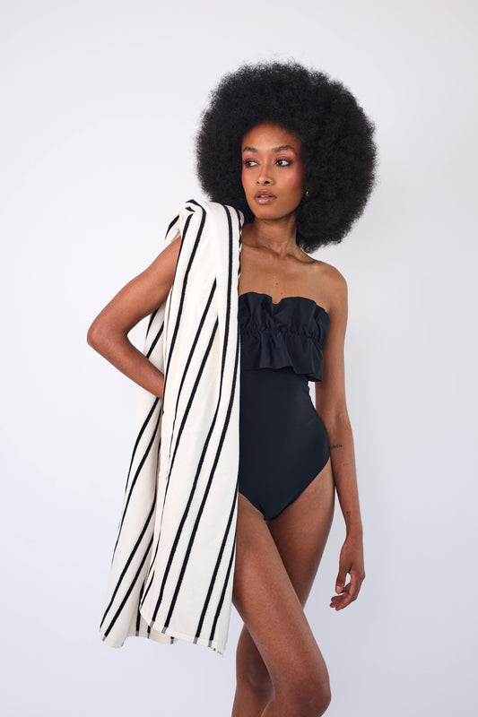 Black Sands strapless-vuelo